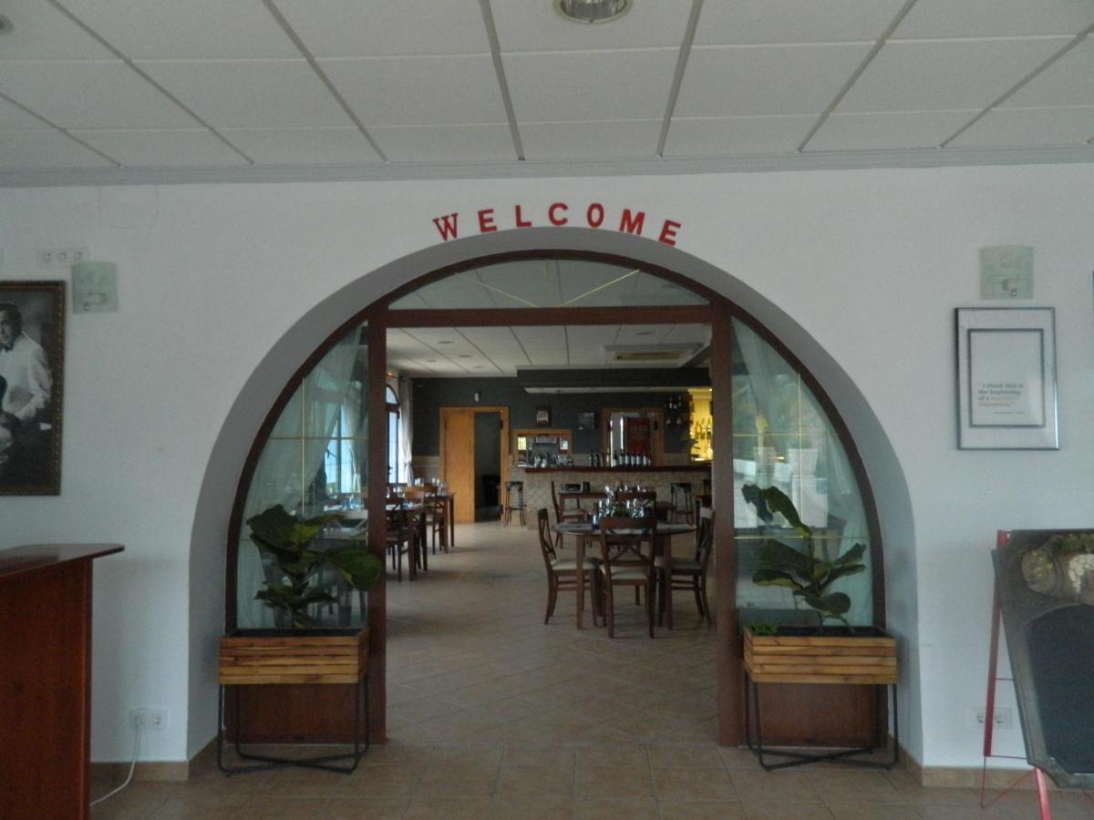 Hotel Restaurant Baladrar Benissa Buitenkant foto